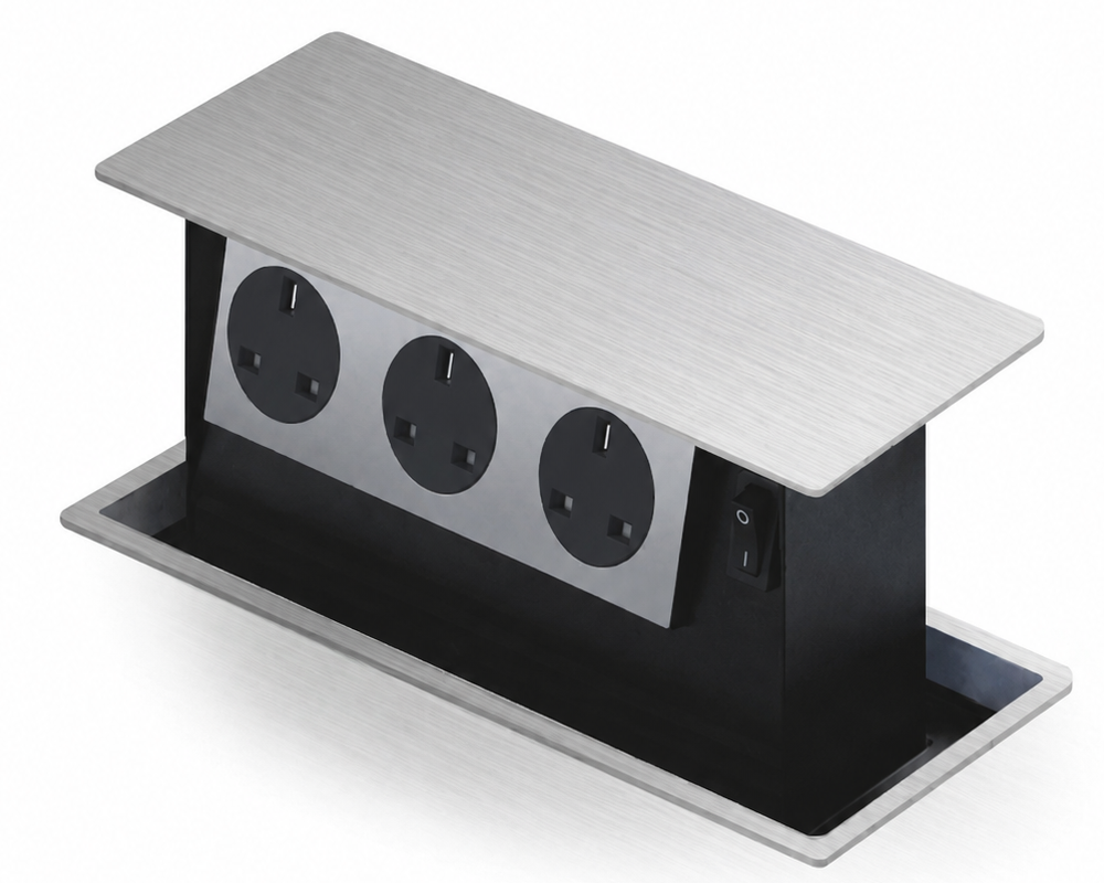 INVISIBLE PLUG SOCKET