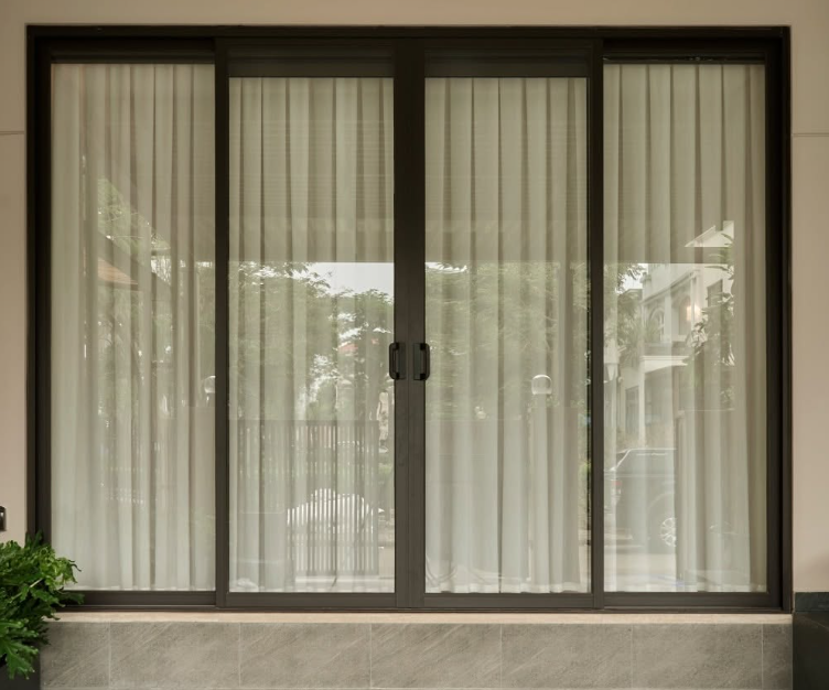 Cửa Xingfa lùa 4 cánh