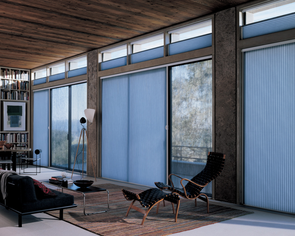 Hunter Douglas thương mại
