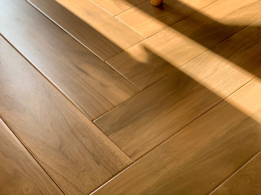 Gạch wooden look