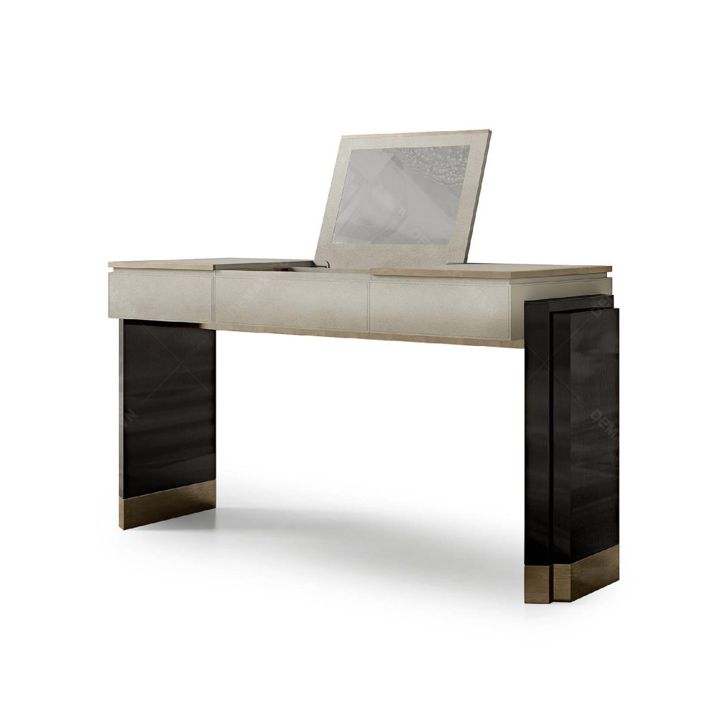 Make Up Desk Be One