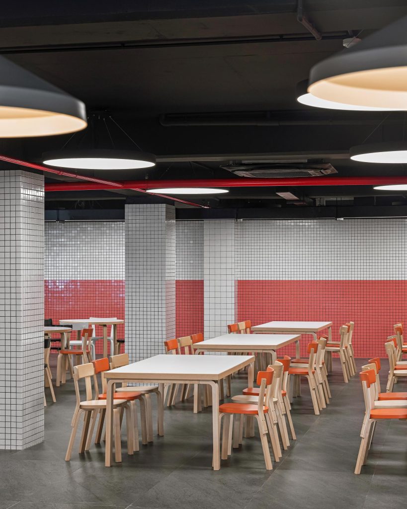 Akira G2 Suspended Ceiling Light