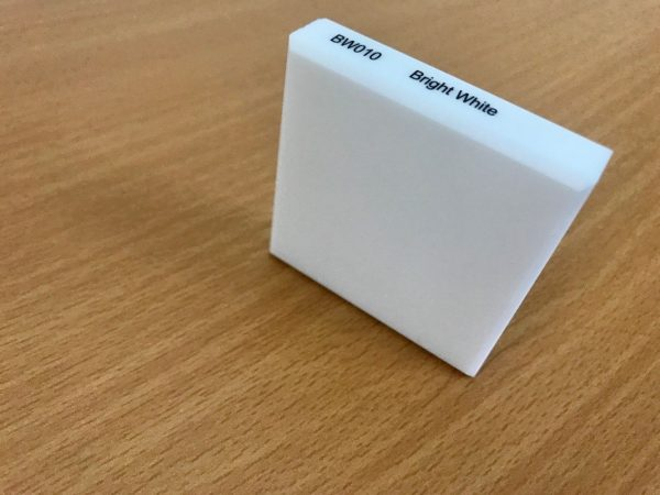 BW010 Bright white