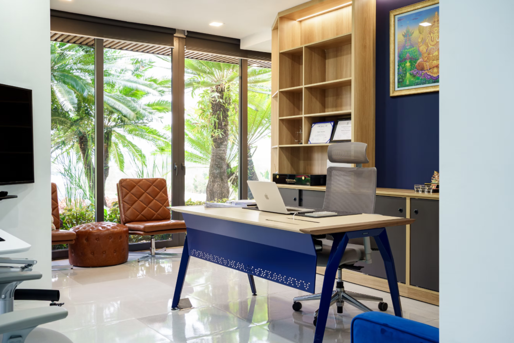 Bàn làm việc Oree