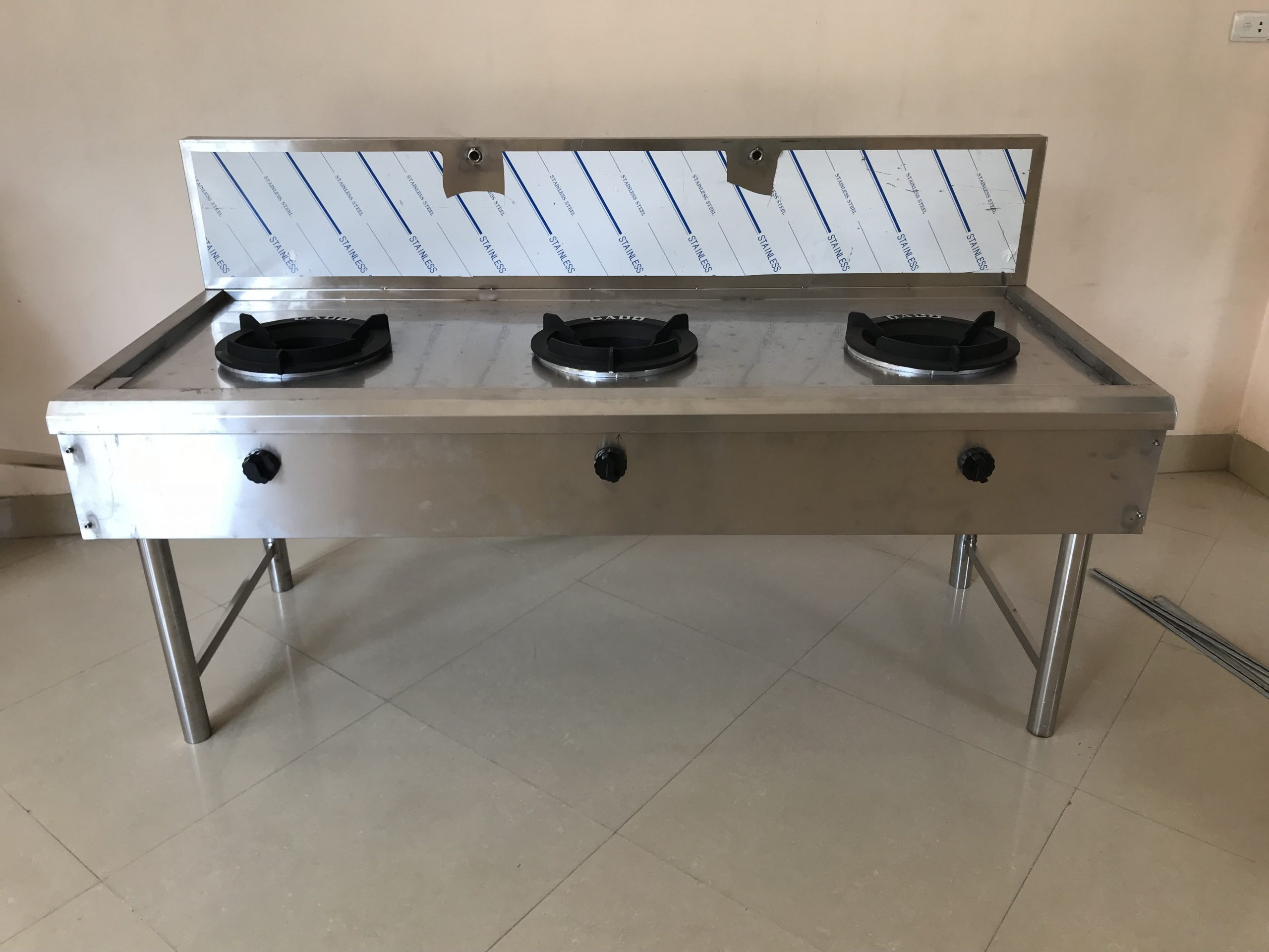 Bếp Á 3 họng đốt kiềng gang